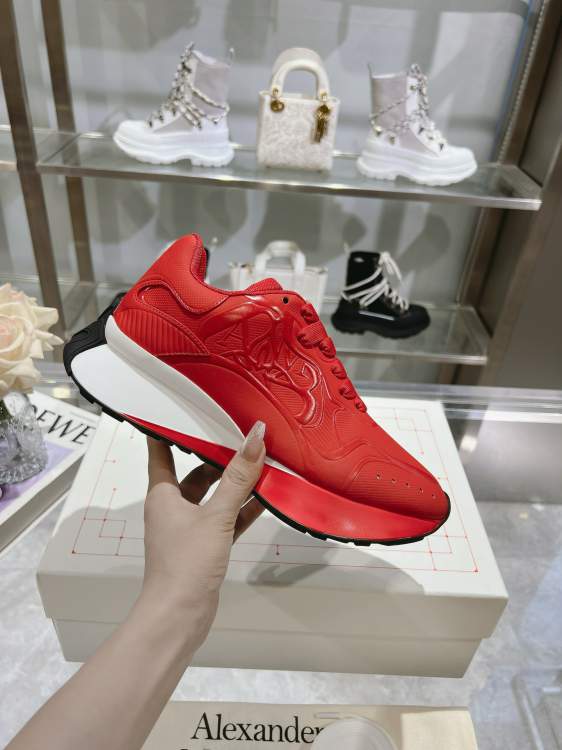 Picture of Alexander McQueen Shoes _SKUAlexanderMcQueensz39-45h1010215